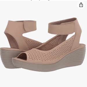 Clarks Women's Reedly Jump Wedge Sandal Dusty Rose